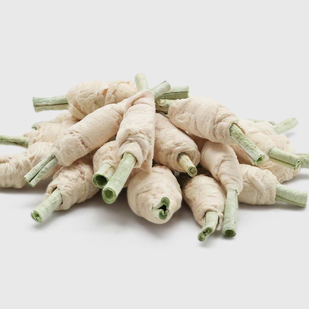 FREEZE DRIED CHICKEN ROLLED WITH LONG BEANS